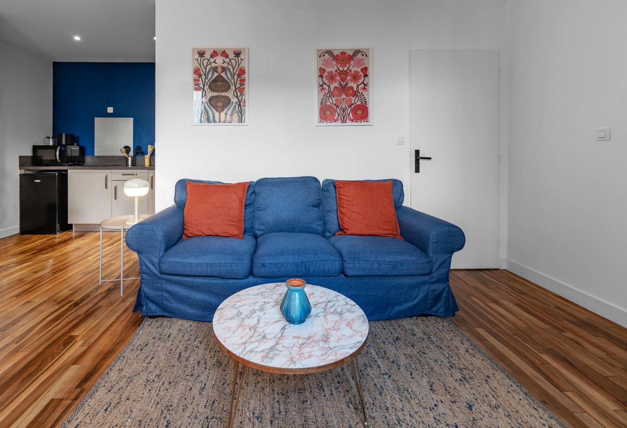 Leon Blum - Design - Parking Apartment