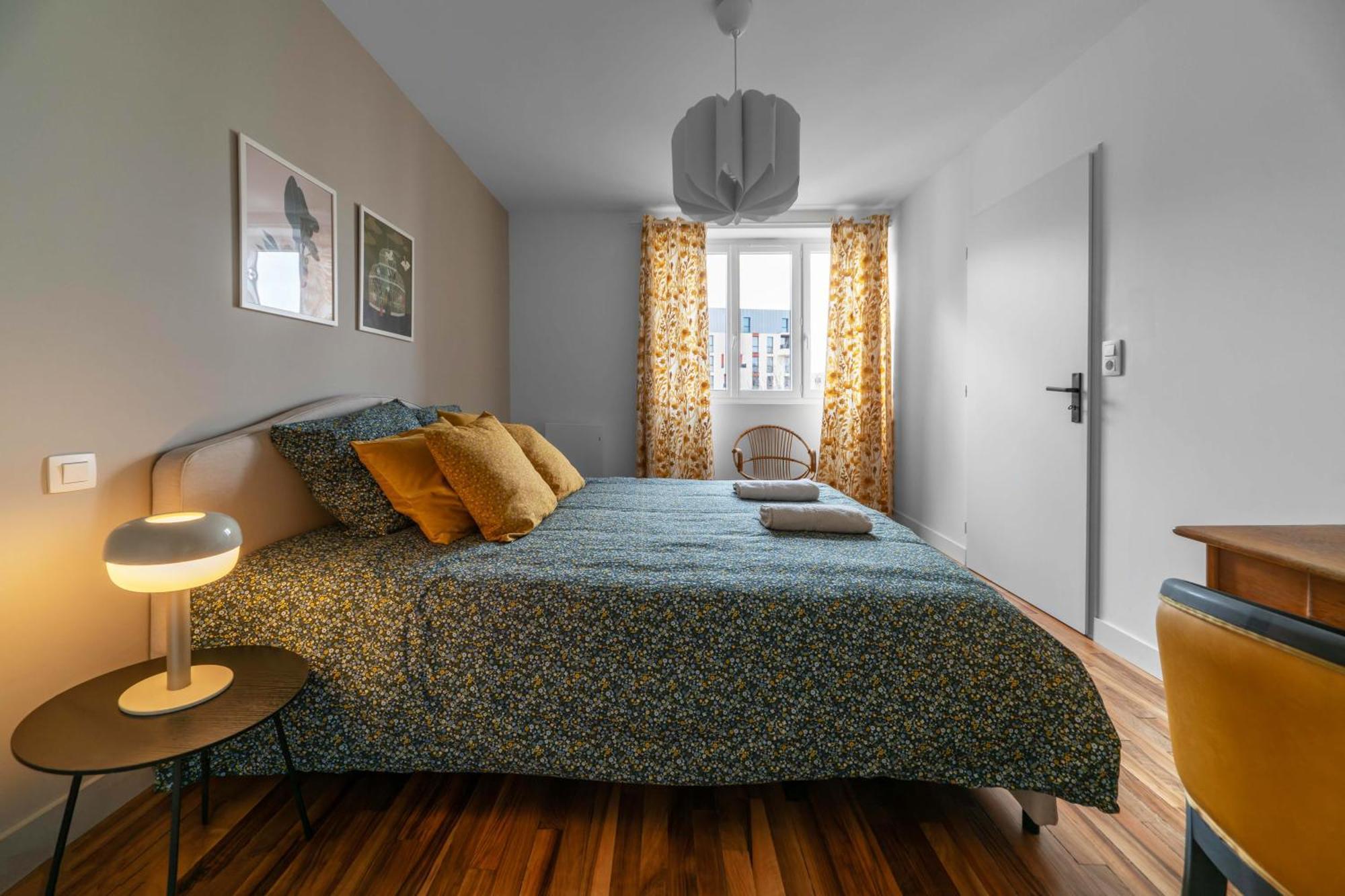 Leon Blum - Design - Parking Apartment Clermont-Ferrand