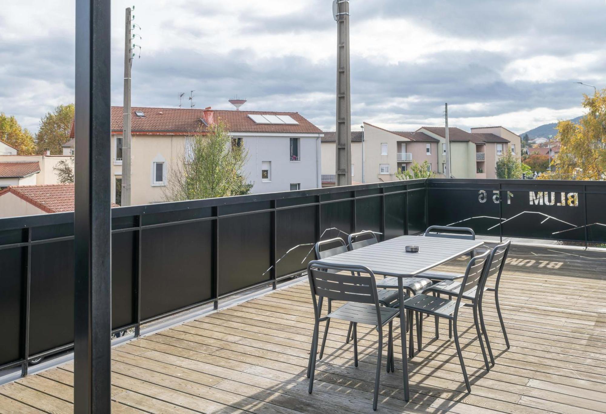 Apartment Leon Blum - Design - Parking